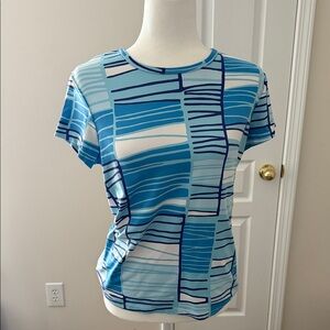 J. McLaughlin Blue Geometric Short Sleeve Tee